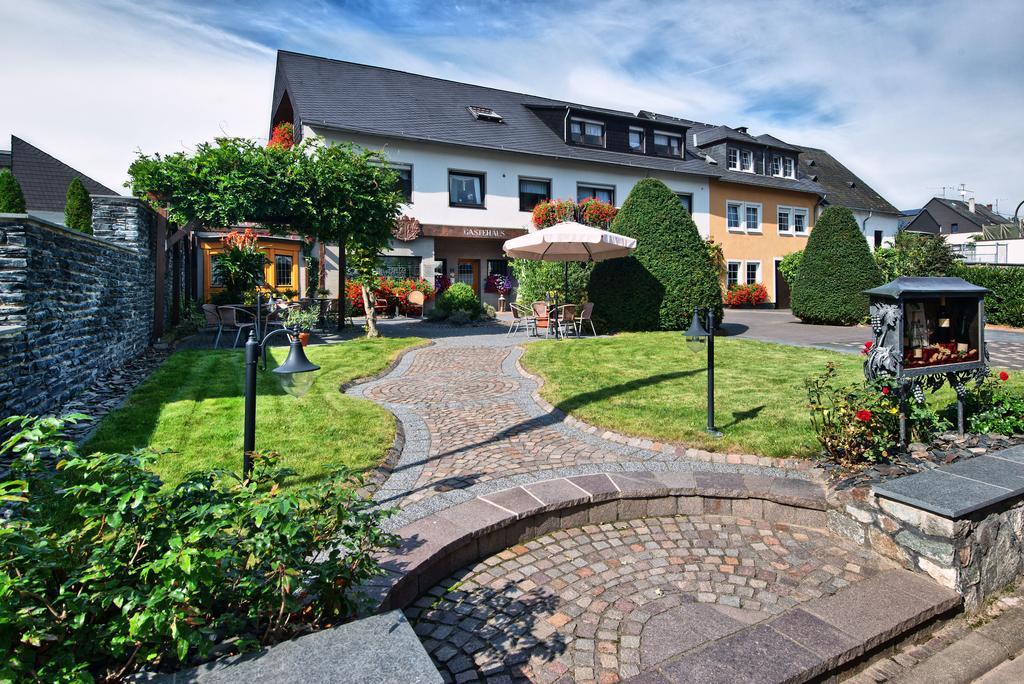 Готель Wein & Gastehaus Hermeshof Тріттенгайм Екстер'єр фото